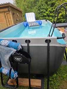 Intex Floating Recliner Lounge, Schwarz, Blau, Weiß, Schwimmender Lounge-Sessel, Einfarbig, Vinyl, Mann/Frau, 100 kg Kunden-Foto 2