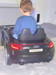 Sohn ist happy