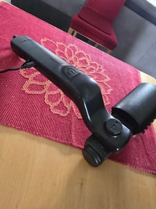 Elektrische Grillbürste 2600mAh 3einstellbare Geschwindigkeit BBQ Grillbürste, 180°Einstellbar, Edelstahl Drehbürstenkopf Grillbürste Reinigungsbürste Kunden-Foto 1