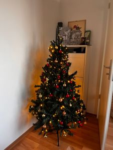 COSTWAY Albero di Natale artificiale a LED da 180 cm con 1000 punte in PVC, 350 LED, 11 modalità di illuminazione, 5 cambi di colore e supporto in metallo Albero di Natale verde Foto del cliente 16