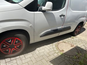 NRM | Radkappen Radzierblenden Action Rot / Schwarz 16" 4tlg, Radabdeckung, Zierblenden, Zierkappen, Radblenden, Felgen Kunden-Foto 2