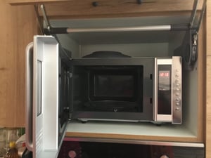 MEDION MD 15501 4 w 1 mikrofalówka z grillem (25 litrów, 900 W, 1100 W grill, 2500 W konwekcja, 10 programów automatycznych) srebrny Zdjęcie produktu od klienta nr 4