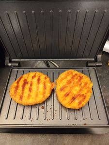 Kontaktgrill Elektrogrill Elektrischer Grillplatte Sandwichmaker Tischgrill Panini Grill Antihaftbeschichtete Platten Elektro Grill 750W Retoo Kunden-Foto 2