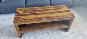 Konferenční stolek z masivního dřeva Akácie 120 cm široký Design Fotografie od zákazníka č. 1