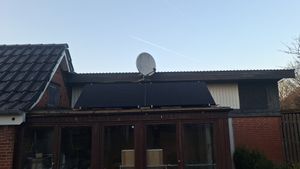 SUNNIVA® 920W Balkonkraftwerk BIFAZIAL FULLBLACK komplett Steckdose ASTRO-E 800W Wechselrichter, PV Solaranlage, 5m Kabel, Bluetooth WIFI Kunden-Foto 1