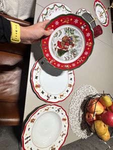 Hutschenreuther Set 18-tlg. Happy Wintertime H. Wintertime Red 02488-727471-28421 Kunden-Foto 5