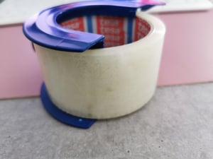 tesapack 64014 im 6er Pack - Geräuscharmes Paketklebeband zum Verpacken von Paketen und Versandschachteln - transparent - 6 Rollen je 66 m Kunden-Foto 1