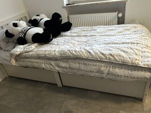Flieks Massivholzbett Klassisches Bett 90x200cm mit Lattenrost und 2 Schubladen, Jugendbett Einzelbett Gästebett weiß Kunden-Foto 1