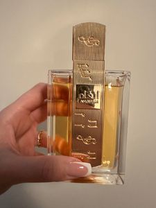 Lattafa Angham, Unisex, 100 ml, Nedoplnitelná lahvička, Tekutý parfém, Zázvor, Mandarinka, Růžový pepř, Kakao, Jasmín, Levandule, Pralinka Fotografie od zákazníka č. 9