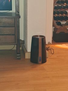 Philips Luftbefeuchter 2000 Series, NanoCloud für bis zu 99% weniger Bakterien, bis 32 m², Schwarz (HU2718/10) Kunden-Foto 1