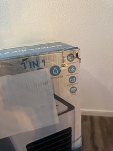 JUNG LIFEAIR Al mobiles Klimagerät mit Wasserkühlung, inkl. Fernbedienung + Timer, Mobile Klimaanlage leise, Kühlender Ventilator, ohne Abluftschlauch Kunden-Foto 6