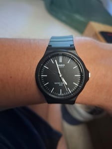 Orologio da uomo Casio MW-240-1EVEF Foto del cliente 2