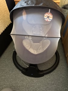 Caveen Elektrische Babywippe mit Bluetooth-Musik, 5 Schaukelmodi, 3 Timer, abnehmbarem Kissen, Schwarz - Baby Swing für Neugeborene & Kleinkinder Kunden-Foto 2