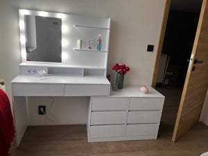VASAGLE Schminktisch mit Kommode, gerade oder L-förmig, Frisiertisch mit Licht und Spiegel, einstellbare Lichtfarben, weiß Kunden-Foto 1