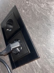 2-fach Steckdose Schwarz Komplett mit Glasrahmen Schuko 230V QUADRA Kunden-Foto 2