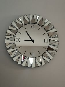 WISFOR Wandklok, 80 cm, rond, decoratieve klok, geschikt voor keuken, woonkamer en kantoor, met stille wijzers, Romeinse cijfers, glas Klantenfoto 1