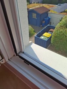 Fliegengitter mit Alu-Rahmen Fenster Insektenschutz Alu Rahmen Schutz Gitter Bausatz 100x120cm anthrazit (RAL 7016) Kunden-Foto 3