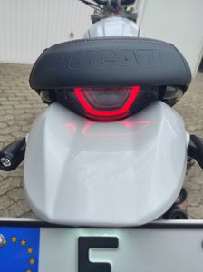 Luce posteriore a LED compatibile con Ducati Scrambler 400 Foto del cliente 2