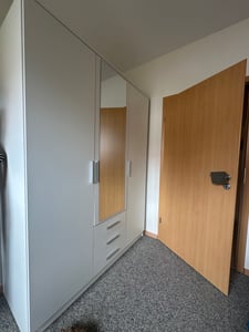 Drehtürenschrank Kleiderschrank Schrank mit Spiegel 100 cm Sonoma/Sonoma - Szantal 2D Kunden-Foto 5