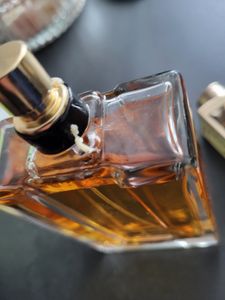 Lattafa Angham, Unisex, 100 ml, Nedoplnitelná lahvička, Tekutý parfém, Zázvor, Mandarinka, Růžový pepř, Kakao, Jasmín, Levandule, Pralinka Fotografie od zákazníka č. 6
