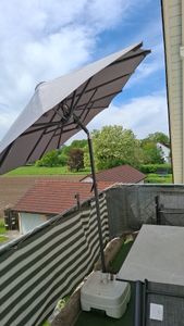 2.05 Slnečník s tromi kupolami 300 x 150 cm - skladací / kľukový - farba: prírodná Fotografia od zákazníka č. 1