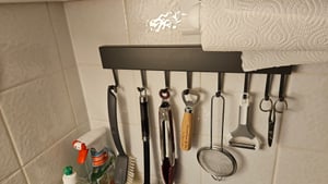 Hakenleiste Küche Küchenleiste Aluminium küche Hakenleiste Wandgarderobe Garderobenhaken 30/40/50cm mit 6/8/10 Haken（40cm 8Haken） Kunden-Foto 1