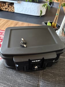 HMF 250452 Feuerfeste Wasserdichte Dokumentenbox, DIN A4, 44,5 x 16,5 x 33 cm, schwarz Kunden-Foto 1