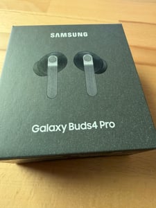 Samsung Galaxy Buds3 Pro Auricolari AI in-ear True Wireless, Speaker a 2 vie, Audio Hi-Fi, Impermeabilità IP57, Silver Foto del cliente 3