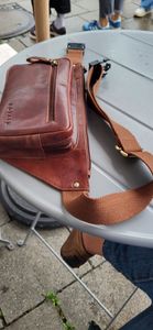ROYALZ "Tallahassee" Bauchtasche Leder Herren Damen Uni Gürteltasche Brusttasche Cross Body Bag Hüfttasche Vintage Look Kunden-Foto 1
