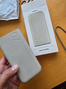 Samsung EB-P3400XUE, 10000 mAh, Lithium-Ion (Li-Ion), 25 W, Beige Kunden-Foto 2