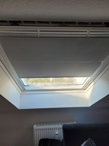 Kompatibles Dachfensterrollo für Velux S08 Thermo verdunklend schwarz Kunden-Foto 1