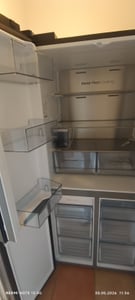 Hisense Freistehend Flügeltürkühlschrank, Schwarz, 483 l, Freistehend, Amerikanische Tür, Schwarz, LED, An Tür, R600A Kunden-Foto 2