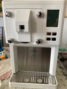 Klarstein Sweet Sundae - Eiscrememaschine, 1,5 Liter, mitselbstkühlendem Kompressor, 200 Watt, Ausgabesystem, 3 StundenAuto-Kühlhaltefunktion, Reinigungsautomatik, Edelstahl, schwarz Kunden-Foto 1
