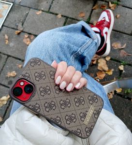 Guess Guhmp14Mu4Gprk Iphone 14 Plus / 15 Plus 6.7 Black/Black Hard Case 4G Logo Plate Magsafe Photo du client 2