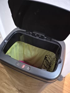 Automatischer Mülleimer mit Sensor 40 Liter - rostfreier Abfalleimer mit Bewegungssensor und Klemmring für Müllbeutel - automatisches Öffnen/Schließen Kunden-Foto 1