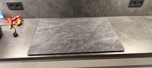 Plaque de recouvrement pour cuisinière 80x52cm en 1 partie Couverture de plaque vitrocéramique Protection contre les éclaboussures, Ardoise Grise Photo du client 1