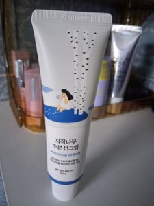 Round Lab Birch Juice Moisturizing Tone-Up Sunscreen Kunden-Foto 1