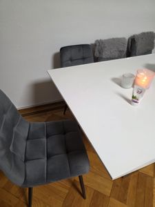 DEULINE Esszimmerstühle Essstühle Samtbezug Polsterstuhl Stühle Esszimmer Stuhl Milano 4er-Set GRAU 521252 Kunden-Foto 10