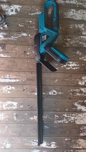 Tagliasiepi senza fili 21V/8000mAh - Motore brushless 600W - Lama 52cm, taglio Ø15mm - Precisione Foto del cliente 3