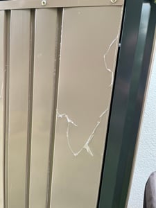 Capanno da giardino in metallo BEALIFE | Capanno per attrezzi resistente alle intemperie 160x95x180 cm per attrezzi da giardino e accessori da esterno | Colore: grigio/verde/marrone | CC21 Foto del cliente 2
