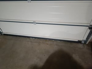 STEIGNER Soglia per garage 2,5 m in EPDM nero 17 mm x 80 mm SGD04 – Guarnizione isolante per porte da garage tipo Hörmann – Soglia antipioggia, isolamento termico, barriera contro l'acqua Foto del cliente 3