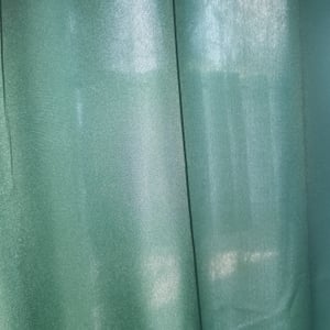 Voppi Czarna krótka zasłona dekoracyjna na taśmie marszczącej 140 x 160 cm nowoczesna półzaciemniająca zasłona okienna Zdjęcie produktu od klienta nr 1