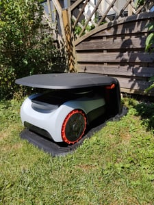 Navimow i220 LiDAR Rasenmäher Roboter für 2000m² mit Garage, Geländereifen für Hänge bis 45% Neigung, LiDAR und Vision Dual System (Getrennt versandt) Kunden-Foto 2