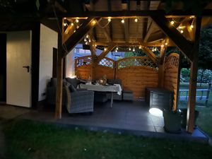 SALCAR Solar Lichterkette Außen, 23M LED Lichterkette Aussen 30+1 G40 Glühbirnen Dimmbar mit Fernbedienung 8 Modi Solarlichterkette Outdoor für Garten Kunden-Foto 1