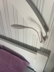 LED Leselampe mit Klemmhalterung – flexiblen Schwanenhals, dimmbar, USB-wiederaufladbar, Augenschutz, Tischlampe ideal zum Lesen & Arbeiten 3W Retoo Kunden-Foto 1