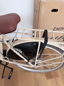 Bergsteiger Paris 28 Zoll Damenfahrrad, ab 160 cm, Korb, Fahrrad-Licht, Shimano 6 Gang-Schaltung, Damen-Citybike, Damenrad im Retro-Design Kunden-Foto 3