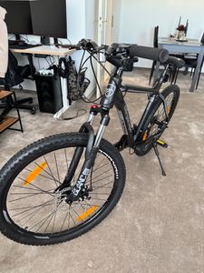 Bergsteiger Makalu 29 Zoll Mountainbike Aluminium, geeignet ab 160 cm, Scheibenbremse, Shimano 21 Gang-Schaltung, Hardtail, Jungen-Fahrrad & Herren-Fahrrad Kunden-Foto 9