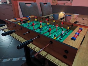 COSTWAY 4 in 1: tavolo da gioco multifunzionale con calcio balilla, biliardo, ping-pong e air hockey; set da gioco combinato per bambini e adulti, 125x97x83 cm Foto del cliente 1