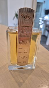 Lattafa Angham, Unisex, 100 ml, Nedoplnitelná lahvička, Tekutý parfém, Zázvor, Mandarinka, Růžový pepř, Kakao, Jasmín, Levandule, Pralinka Fotografie od zákazníka č. 1