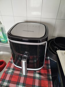 Aigostar - 7L intelligente Heißluftfritteuse, Friteuse Heissluft 1900 W Heissluftfriteuse, 7 Programmen, Warmhalten, 20 Rezepte Kunden-Foto 4